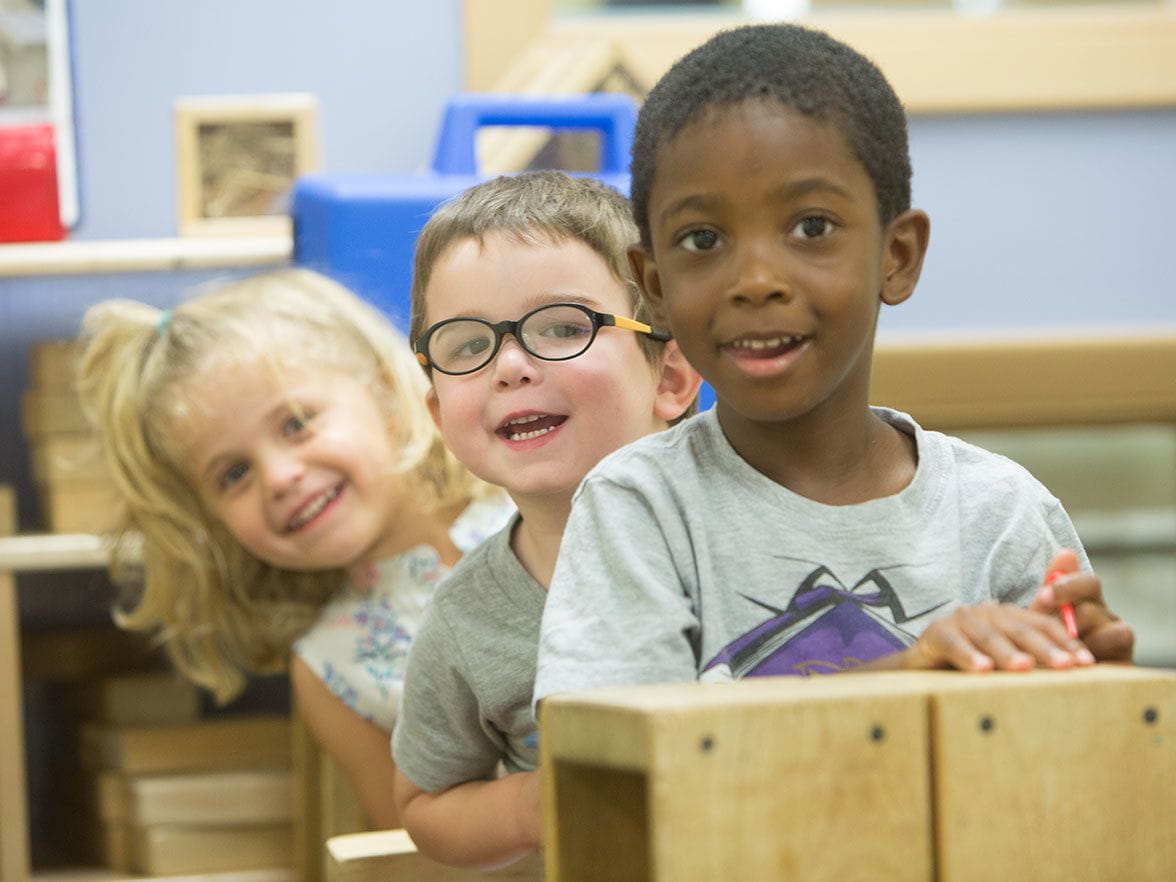 What Are the Differences Between Preschool and Daycare? - Learn