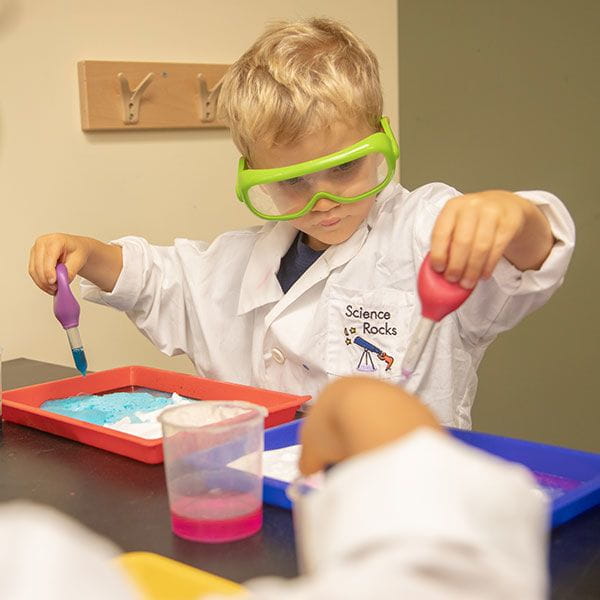 stem preschool class at Bright Horizons