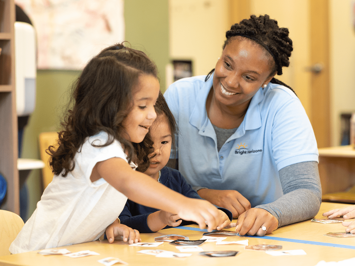 Bight Horizons teacher with two young girls