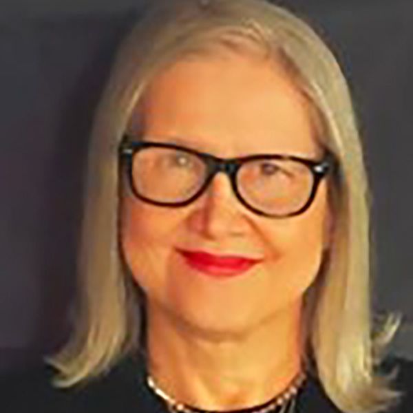 Barbara Van Dyk Bio Image