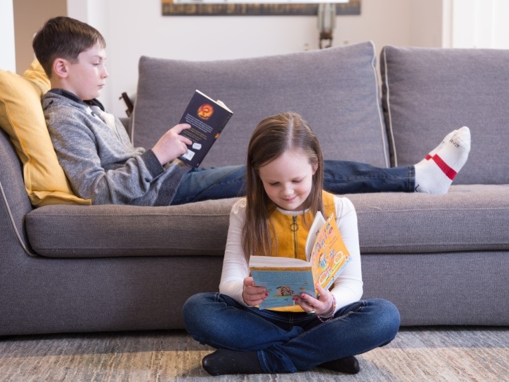 children reading at home