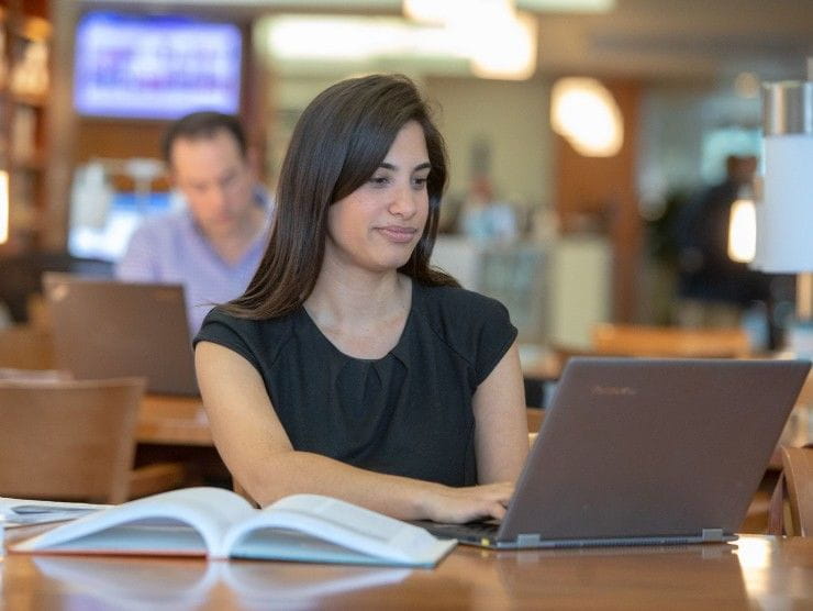 woman studying 