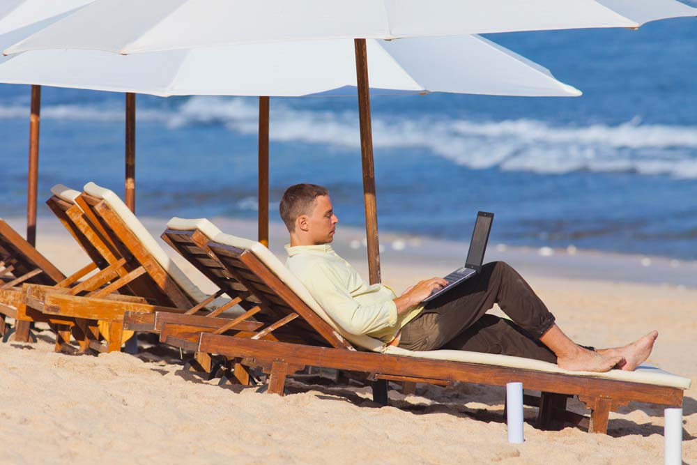 Setting pace on a running track symbolizing goal setting at work