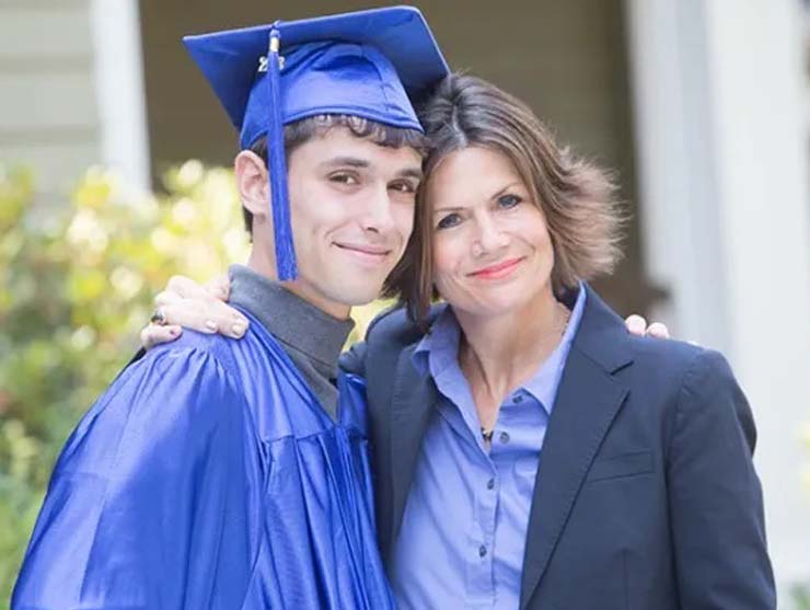 Graduate and mother, truth about borrowing