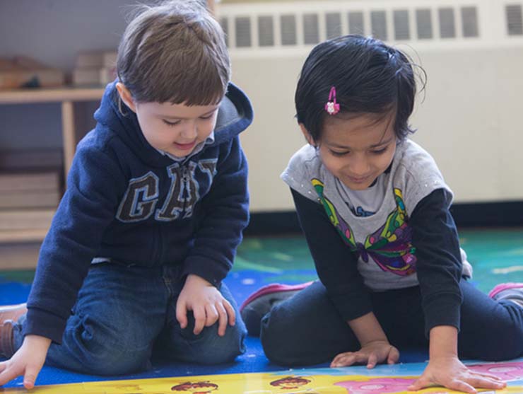 |Preschool girls playing together|Preschool boys playing together|